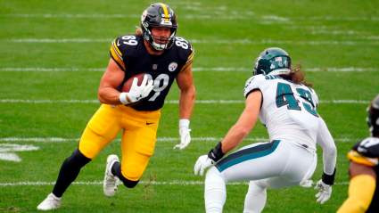 Steelers’ Vance McDonald Tests Positive for COVID-19