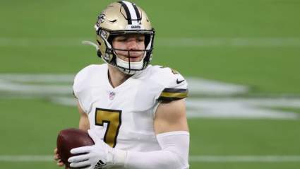 Fantasy Football Week 11 QB Rankings: Is Taysom Hill a Must-Start?