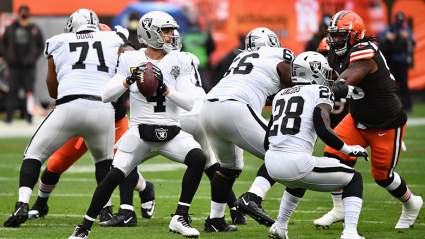 Raiders QB Derek Carr Names Surprise Player as Team MVP