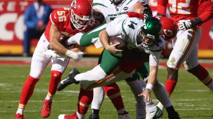 Jets Forced to Make QB Change Vs. Patriots After Injury