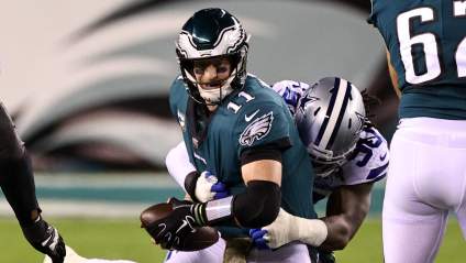 Carson Wentz Needs ‘Hard Coaching’ Says Ex-Eagle, QB Can’t Be ‘Unapproachable’