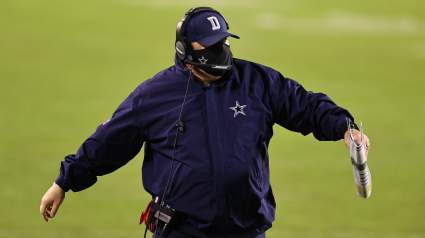 Cowboys Bench QB, ‘Leaning Towards’ Unlikely Starter vs. Steelers: Report