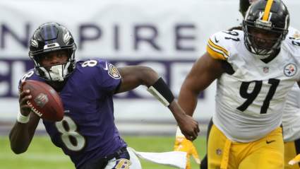 Steelers’ Stephon Tuitt Wins NFL Award for Dominant Week 8 Outing