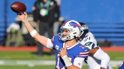 Chiefs Star Heaps Massive Praise for Bills Mafia