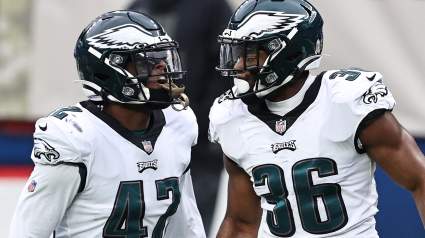 2 Eagles Coaches, Versatile Safety Ruled Out on Final Injury Report