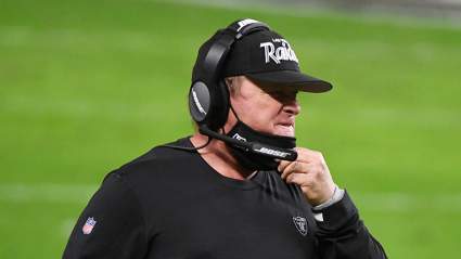 Raiders Sign 4-Time Pro Bowler to New Contract