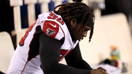 Falcons DE Takk McKinley Addresses Trade Rumors Via Twitter