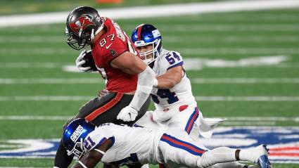 Rob Gronkowski “Drizzled” Again in Ending Bucs’ TD Drought