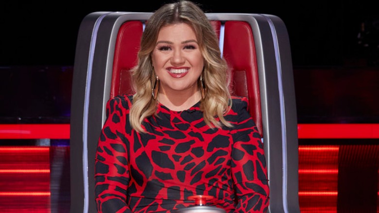 Kelly Clarkson Claims Ex Brandon Blackstock Defrauded Her Of Millions 0526