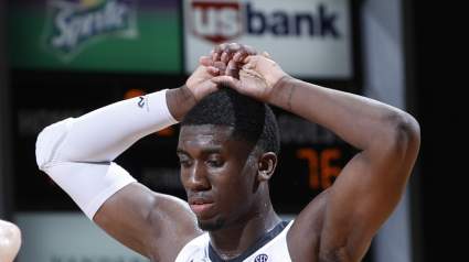 Bulls Waive 2 Players Ahead of Regular-Season Opener