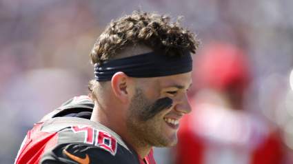 Patriots Sign Former Bucs LB to Free-Agent Deal
