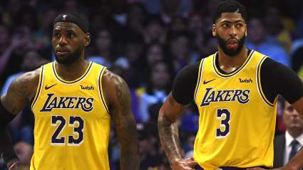 Lakers Eyeing Young Star to Pair With Anthony Davis: Report