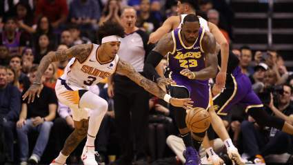 Warriors Newcomer Studies Former Los Angeles Lakers Champion For Tips