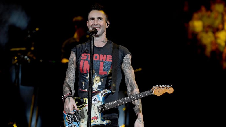 Adam Levine Causes Twitter Storm