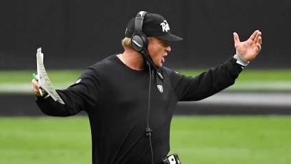 Raiders Didn’t Sign Star DE Because He Was out of Shape, per Insider