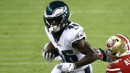 Buccaneers Linked to Former Eagles Speedy Running Back & Ex-LSU LB