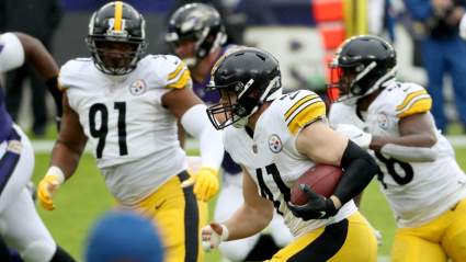 RFA Linebacker ‘Plans to Sign’ With Steelers: Report