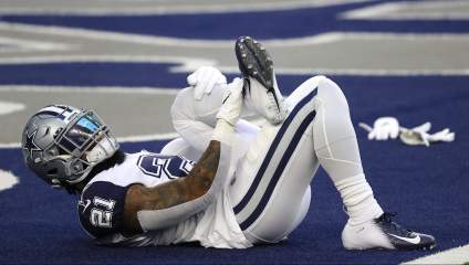Cowboys RB Ezekiel Elliott’s Playing Status Revealed for Week 17