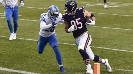 Fantasy Football Week 15 TE Rankings: Cole Kmet Up, Mike Gesicki Hurt, Eric Ebron Must-Start?