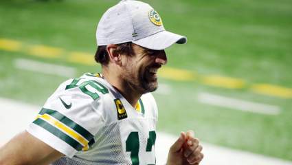 Aaron Rodgers Reacts to Bucks Extending Giannis Antetokounmpo