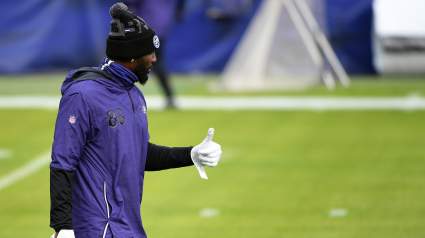 ‘So Fire!’ LeBron James Gives Touchdown Shoutout to Dez Bryant