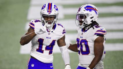 Stefon Diggs Earns Weekly Award For Monday’s Performance