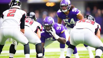 Estranged Vikings Starter Trashes Fans on Twitter?