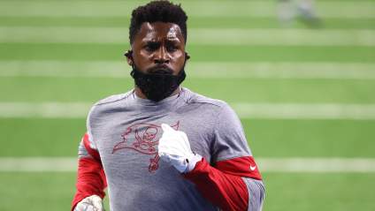 Buccaneers Make Final Decision on Antonio Brown’s Status vs. Packers