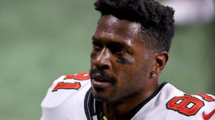 Insider Reveals Antonio Brown Injury Status vs. Packers