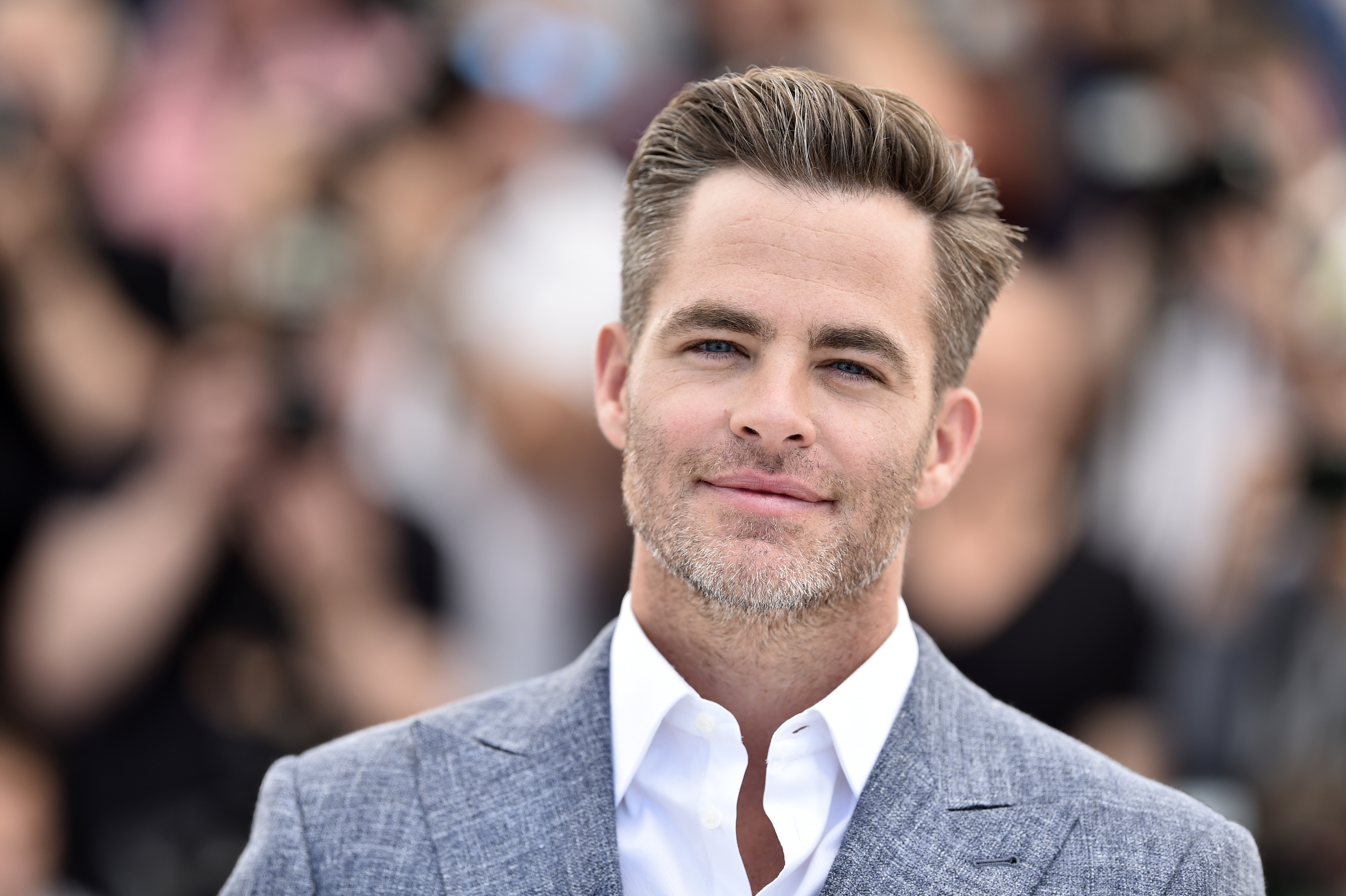 Next photo of Chris Pine