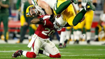 Buccaneers Sign Former Cardinals Starter for Packers Game