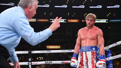 Logan Paul Doesn’t Know Rules for Superfight