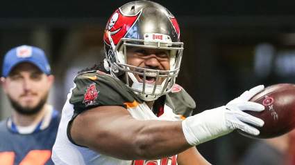 Bucs Could Get Big Boost With Late Addition to Playoff Roster: Report