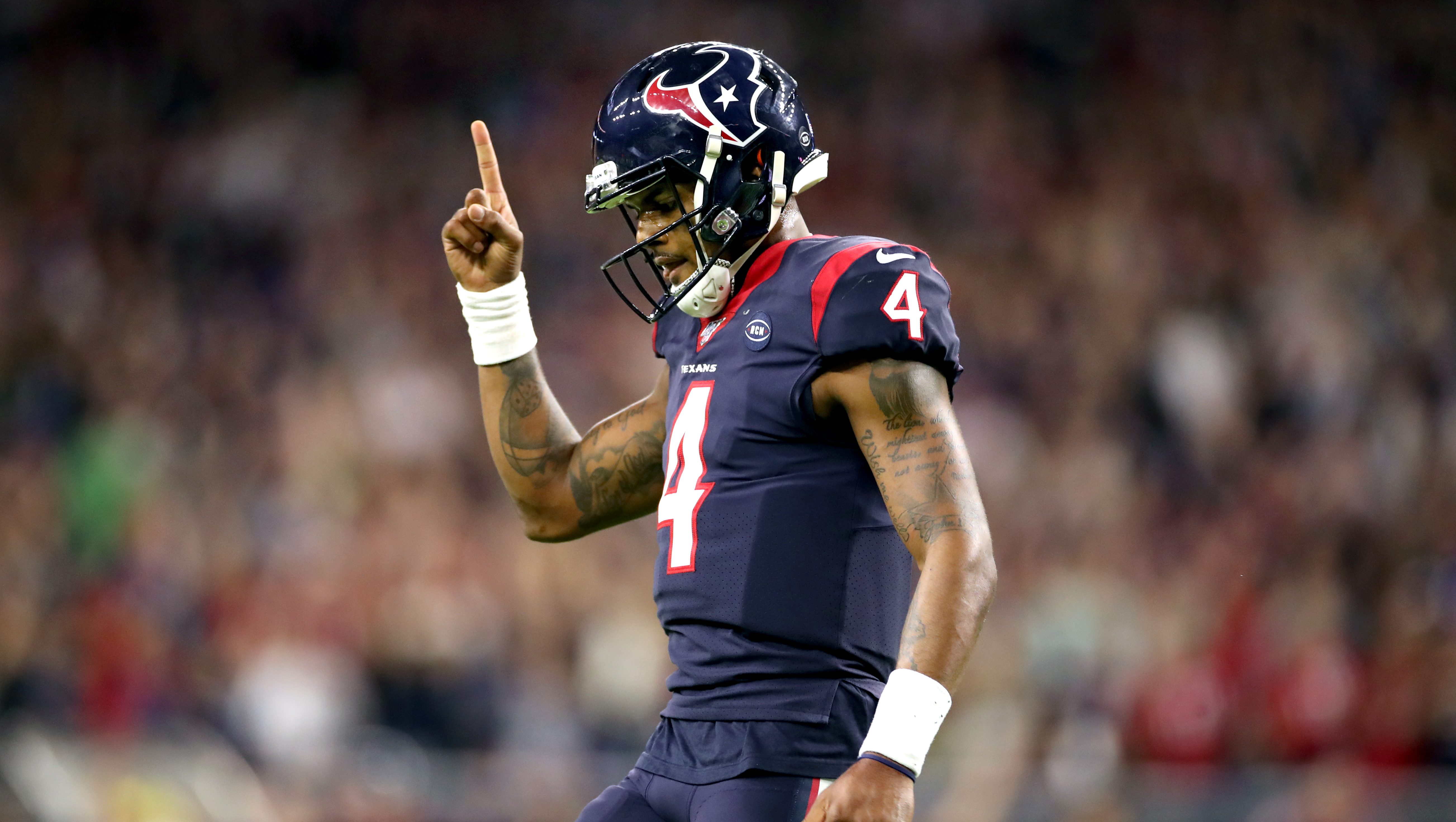 Vikings Given Solid Odds to Trade for Texans QB Deshaun