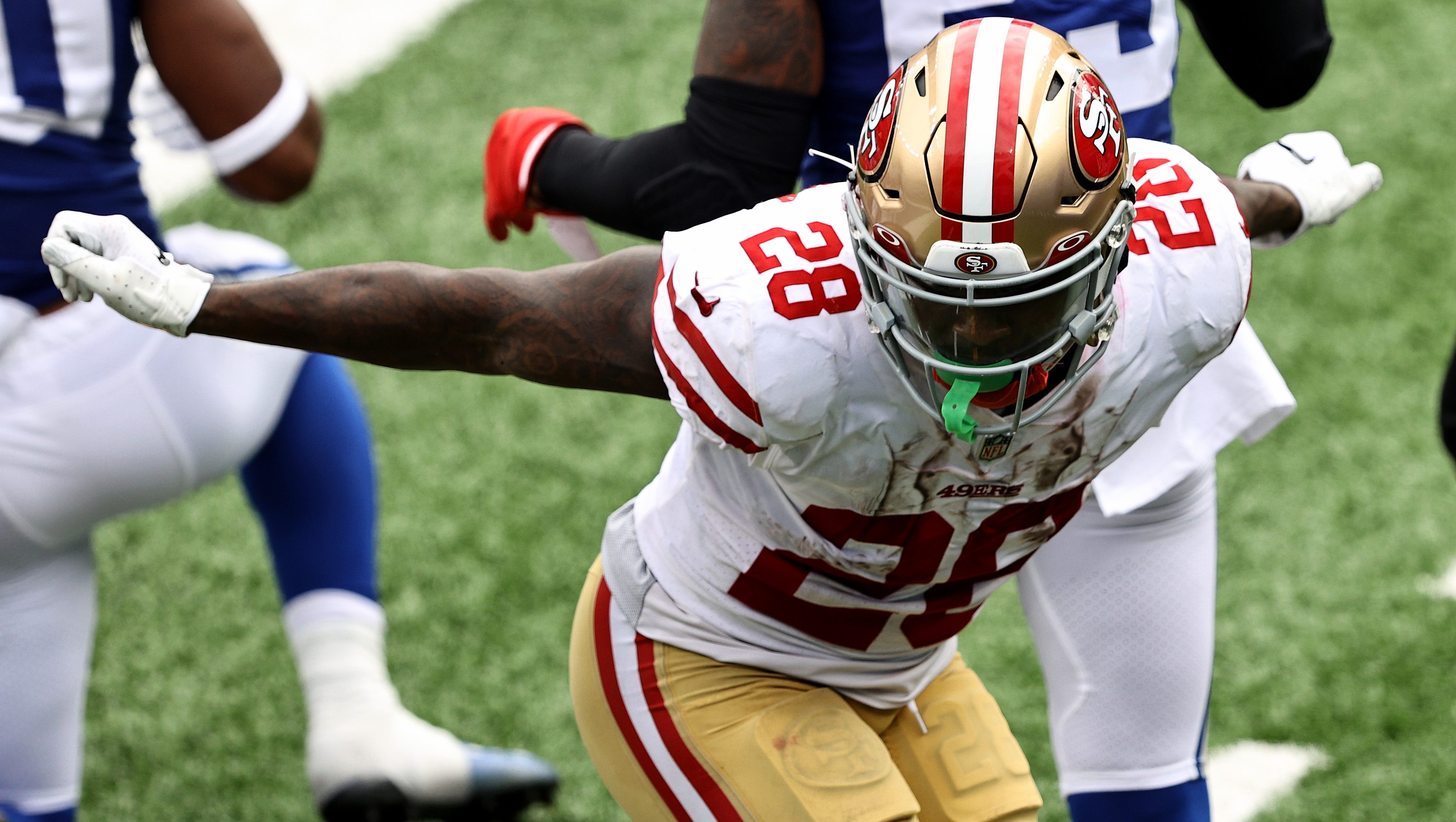 49ers RB Gives NSFW Answer On Future With 49ers