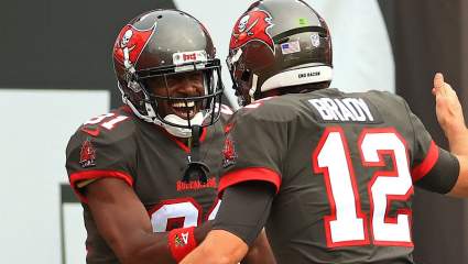 Tom Brady Helped Antonio Brown Land Epic Bonus With Bucs: Report