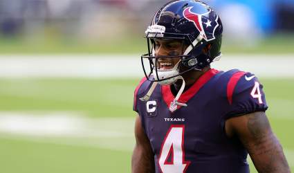 Bears Fans React Strongly to Deshaun Watson’s Cryptic Twitter Activity