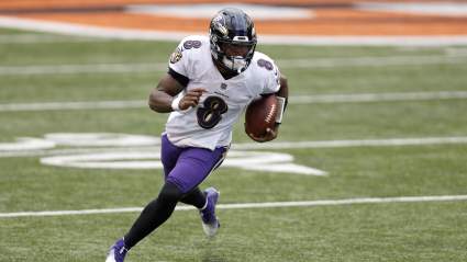 Ravens’ Lamar Jackson Shatters Impressive NFL Record