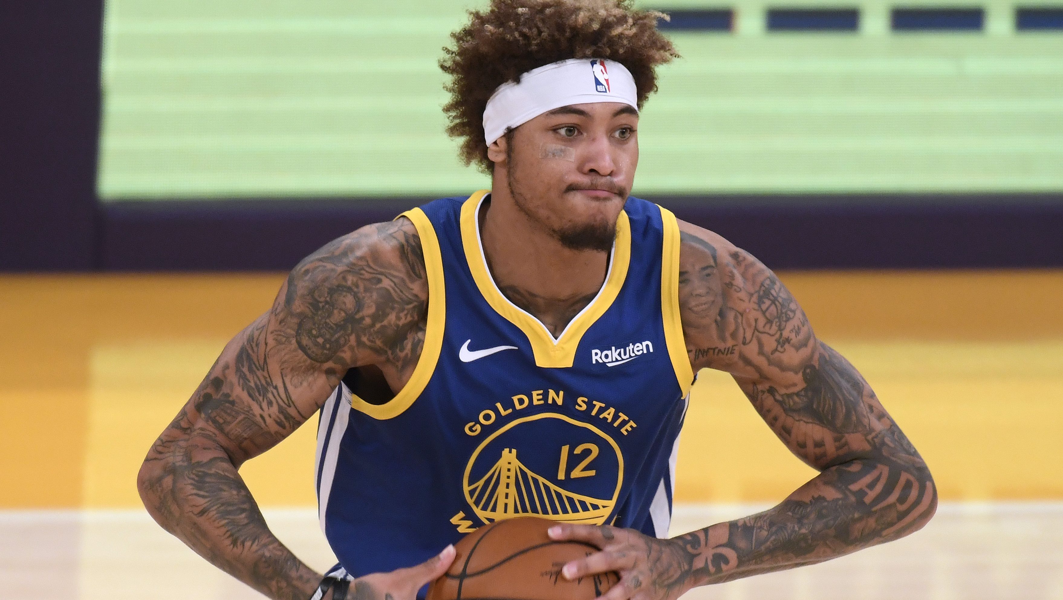 Golden State Warriors: Kelly Oubre has been shooting better than Curry