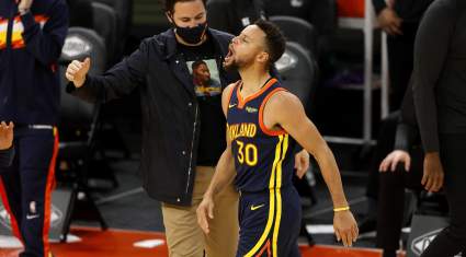Frustrated Steph Curry Calls Out Warriors Mistakes
