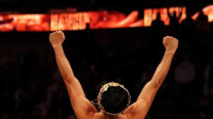 Boxing Superstar Deletes Account: ‘Twitter Did Me Dirty!’