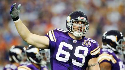 Vikings’ Jared Allen Sends Strong Message on Hall of Fame Bid