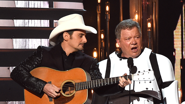 are brad paisley and william shatner friends