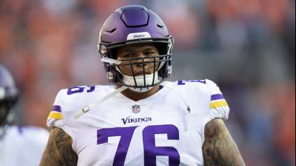 Steelers Poach Freakishly Athletic Vikings Offensive Lineman