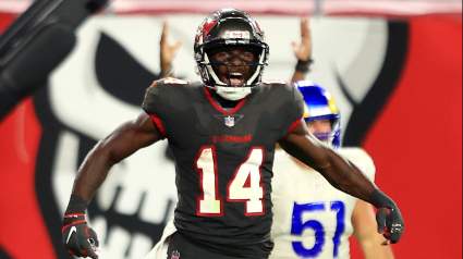 Chris Godwin Sounds off on Uncertain Future With Buccaneers