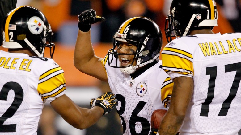 Pittsburgh Steelers receivers Hines Ward (86) and Mike Wallace (17