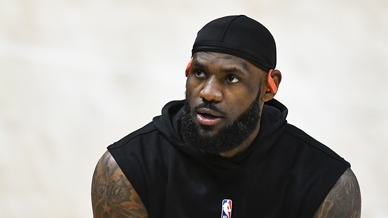 Soccer Star Blasts Lakers' LeBron James Over Politics