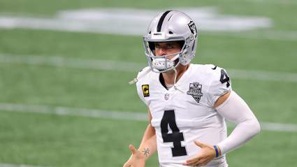 Raiders’ Derek Carr Sends Strong Message to Carl Nassib