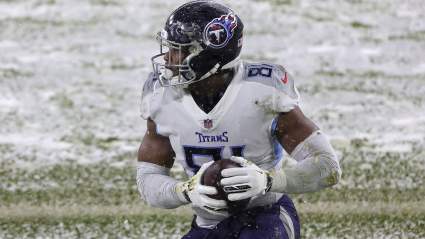 Pro Football Focus Lists ‘Capable’ Tight End as ‘Perfect Fit’ For Bills