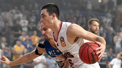 Warriors Draft-&-Stash Player Gaining Attention for 3-Point Prowess